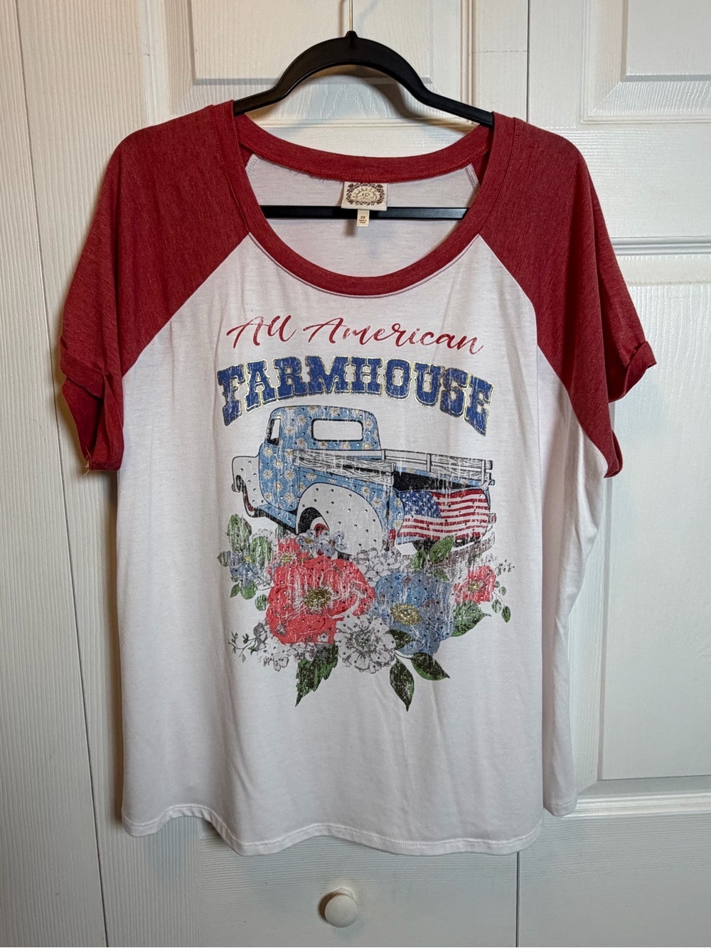 True Self American Farmhouse Graphic Raglan Tee 2X Patriotic Truck